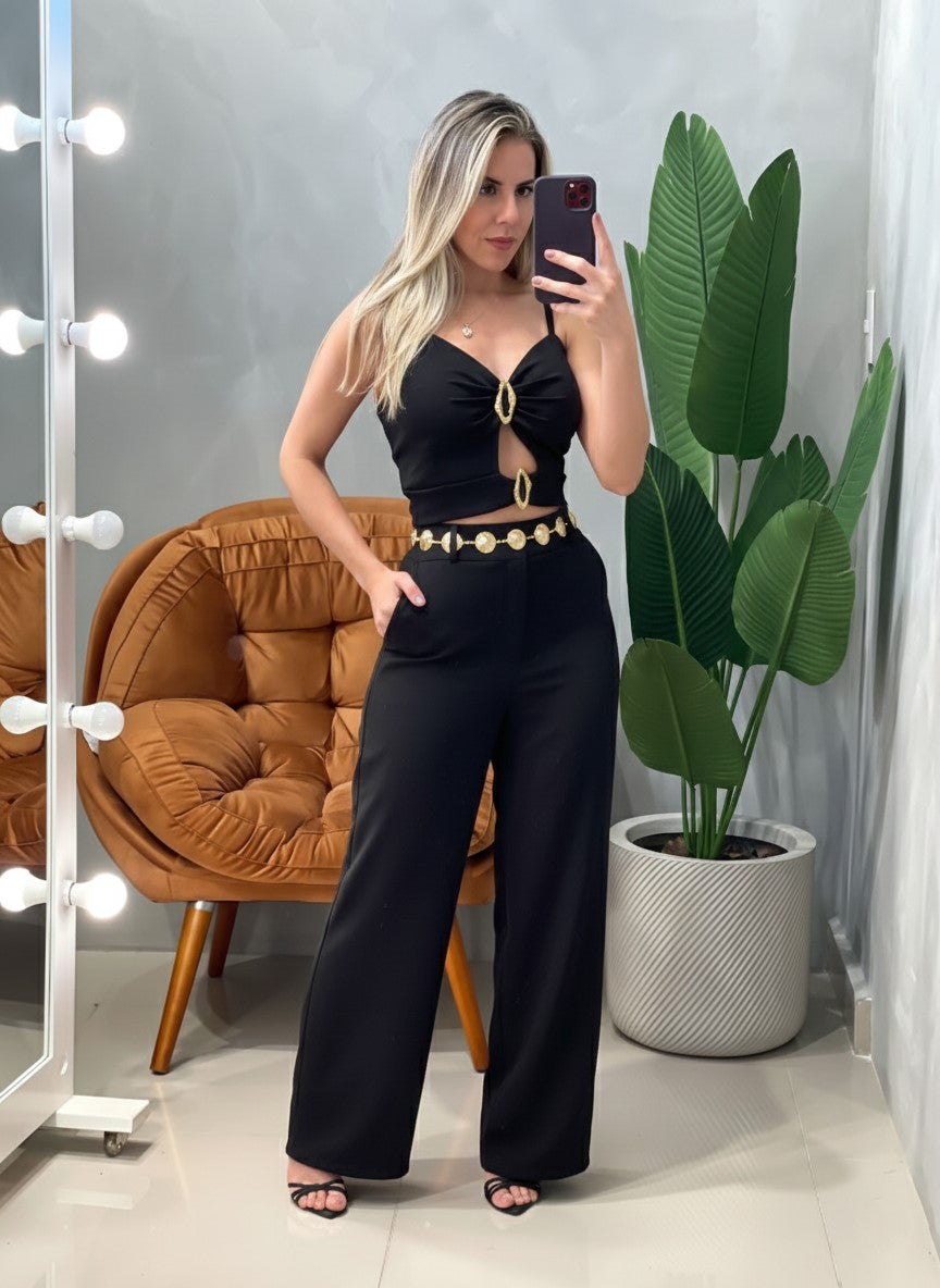 Conjunto em Alfaiataria Cropped de Alça com Recortes e Calça Pantalona Andreia Ref 1827